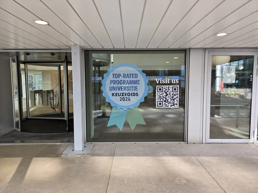 Je bekijkt nu Privacyfolie Den Haag: fullcolour one way vision folie